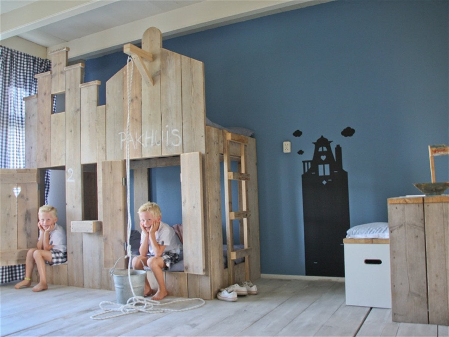 Lit superposé PAKHUIS