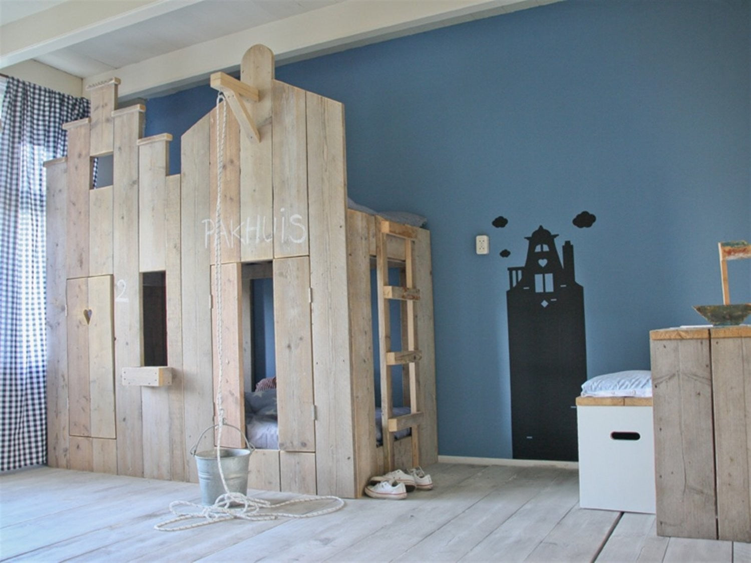 Våningssäng PAKHUIS