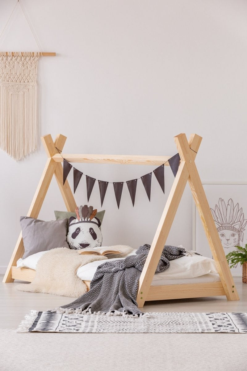 TIPI Bed - LOVA