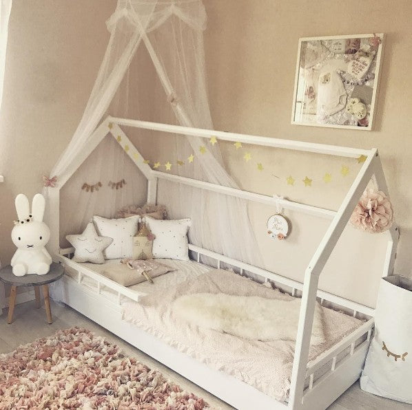 Lit maison LENJA en différentes couleurs