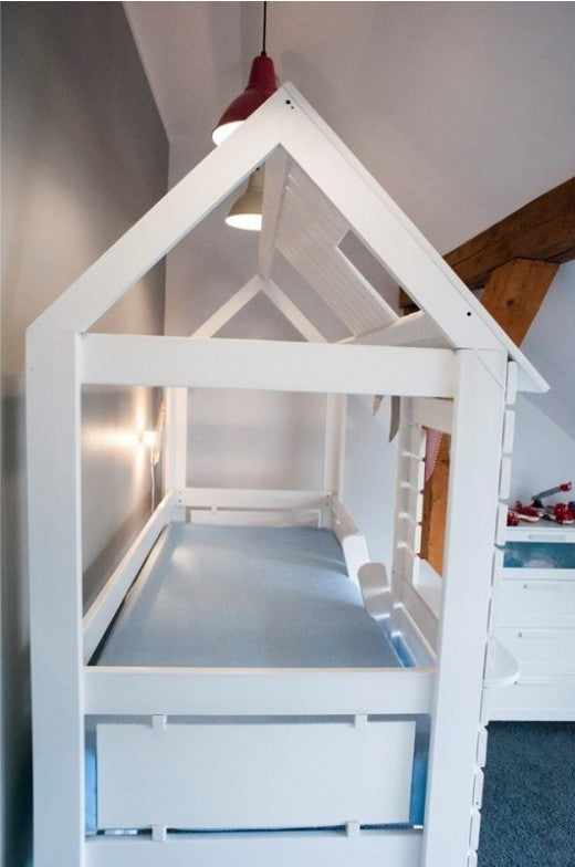 Bunk Bed / Play House HIDEOUT