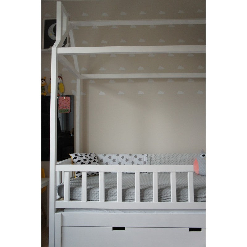 Cot house Adventure +1 (version with additional bed and drawer)