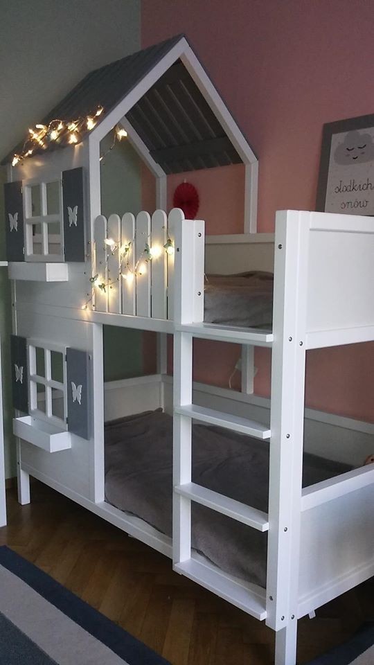 Tolles Hochbett Hausbett ASLAUG in vielen Farben