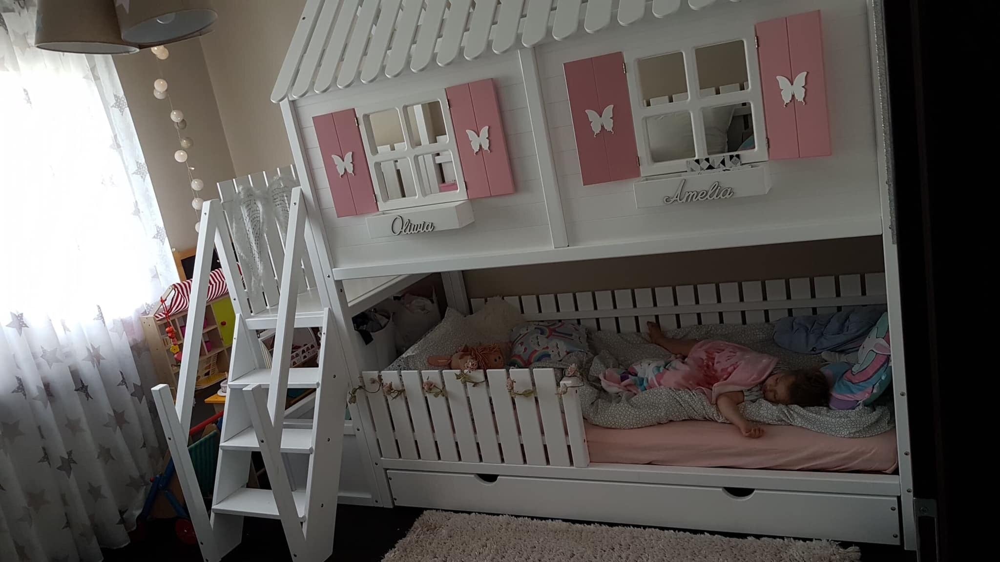 Unik Hussäng / Våningssäng  FILOU  för barn