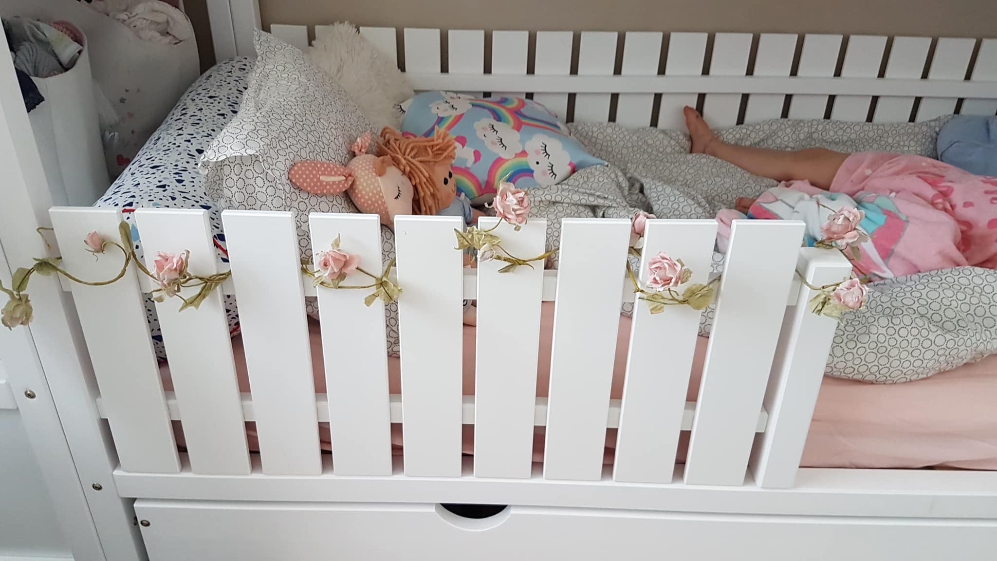 Unik Hussäng / Våningssäng  FILOU  för barn