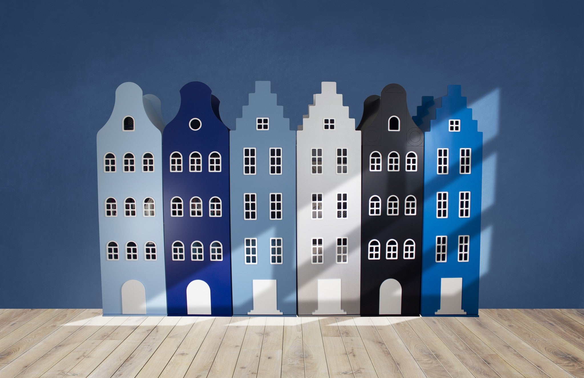 Armoire avec pignon à col - Kast van een Huis