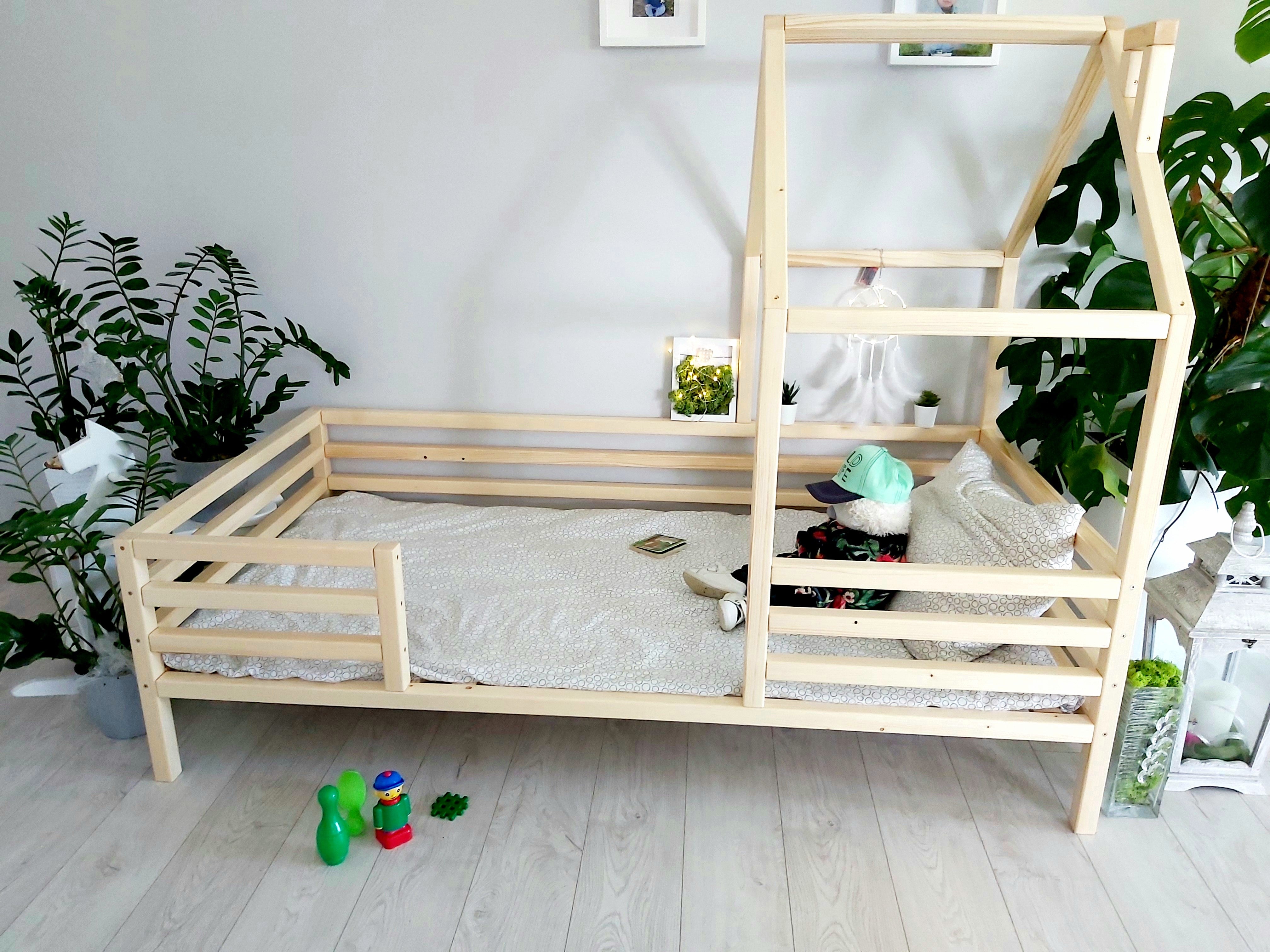 Lit bébé / lit cabane ZOE