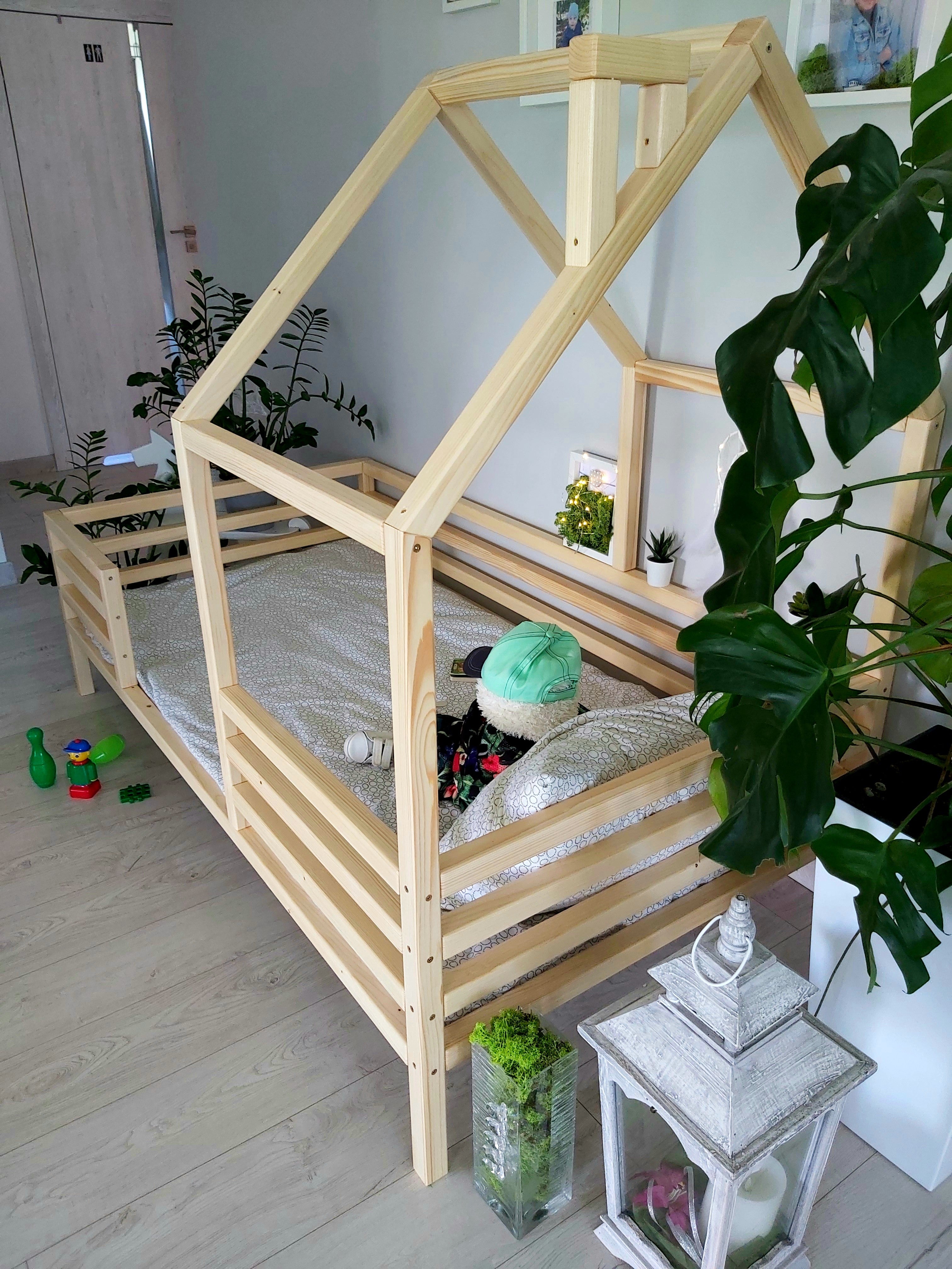 Lit bébé / lit cabane ZOE