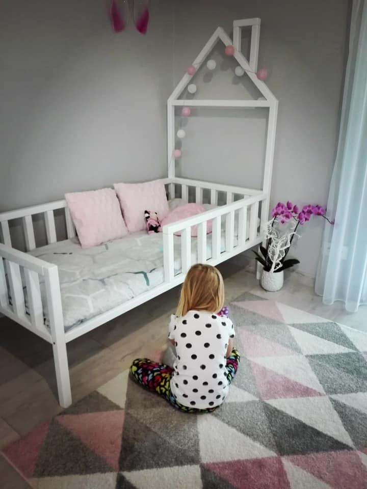 Klassisk hussäng / barnsäng - KALLE