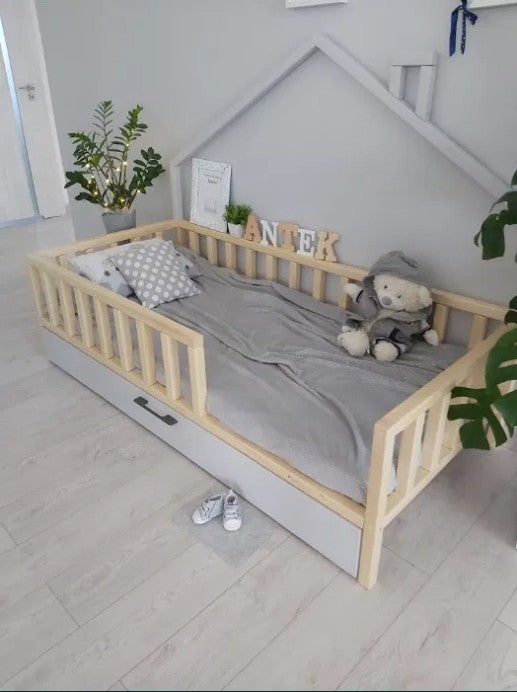 House Bed - ANTEK