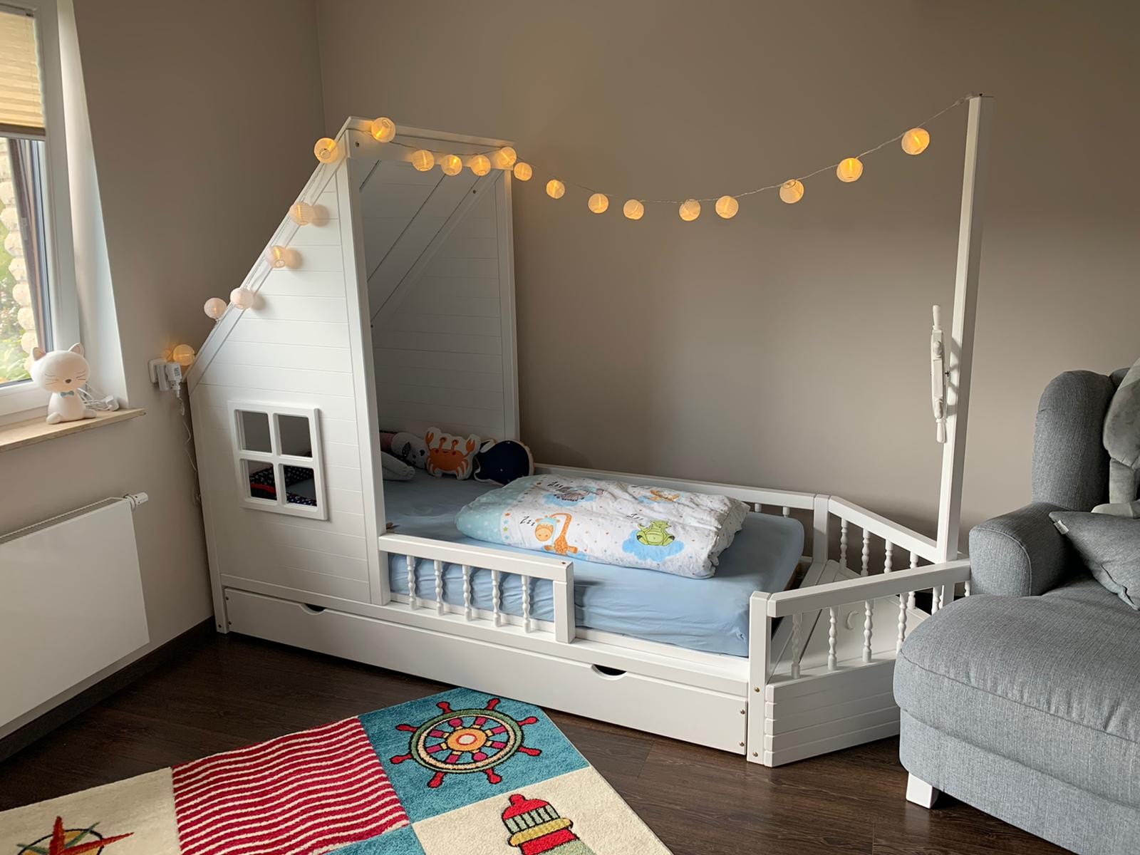 Unique ship bed for kids