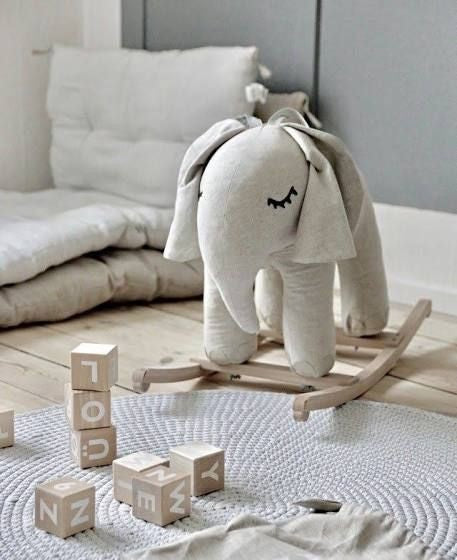 Éléphant à bascule Rocker