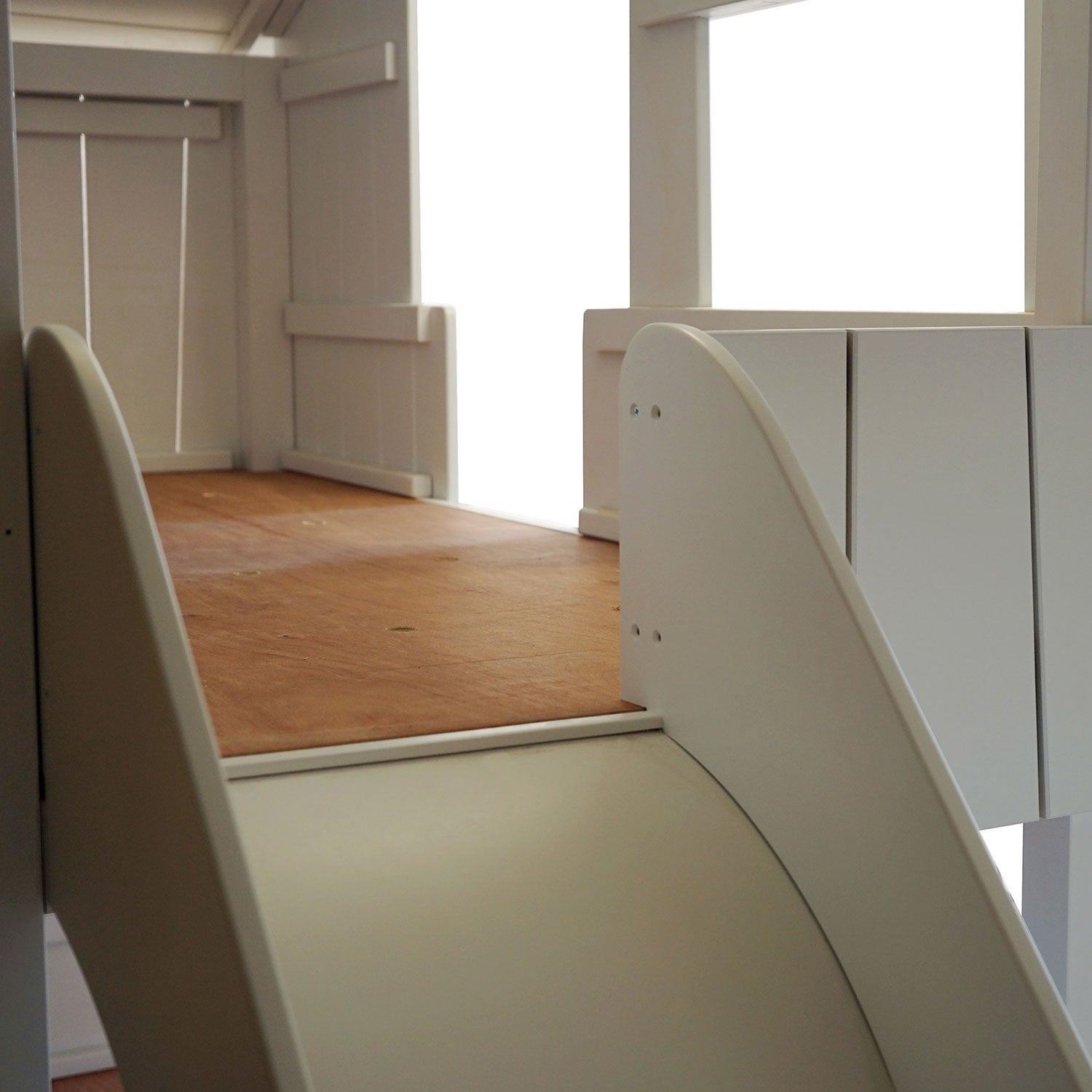 Mathy by Bols Lit Treehouse avec toboggan sans plateforme