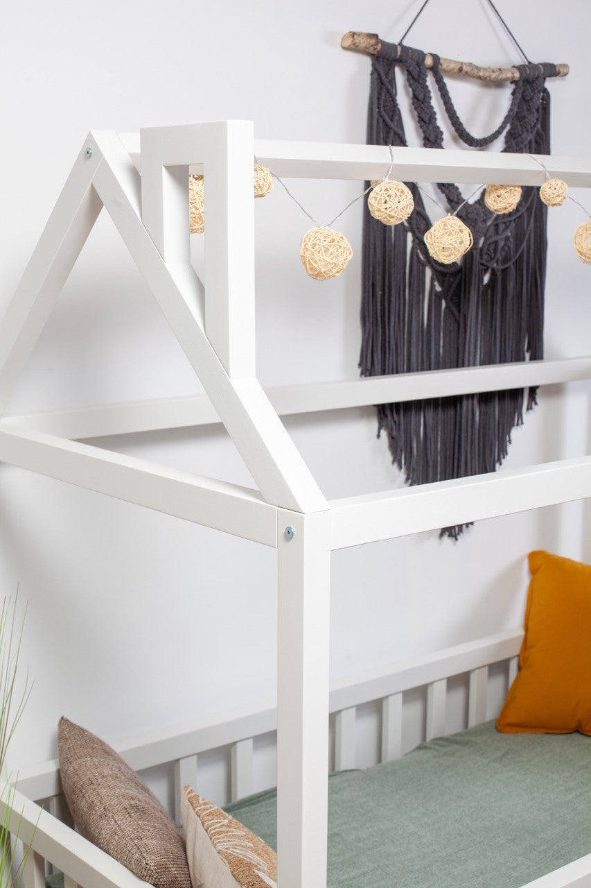 Lit bébé Adventure PLUS (version avec tiroir pour matelas supplémentaire)