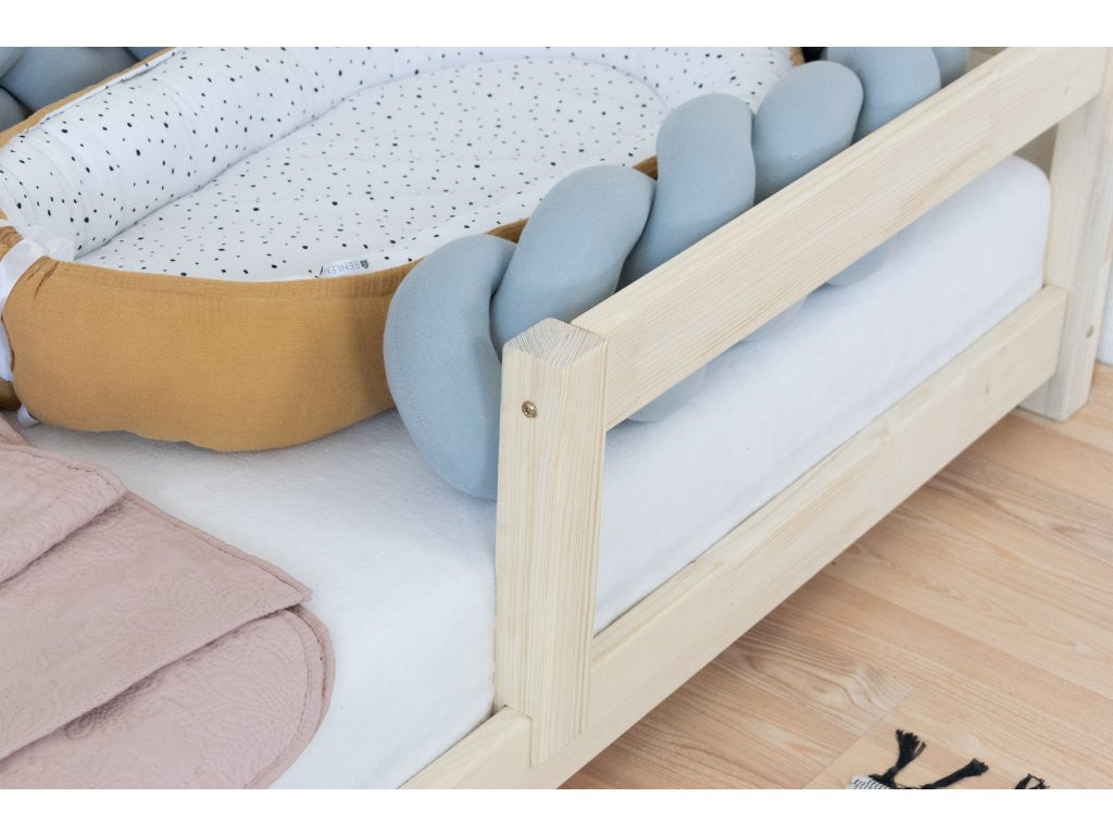 Lit tipi NAKANA avec barrière de lit ferme