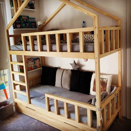 Starlight bunk bed - front entrance