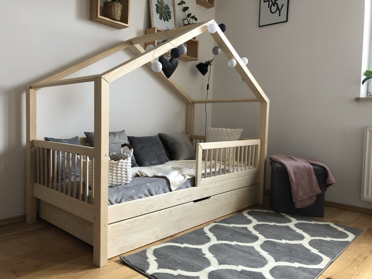 Cot / house bed SARA PLUS