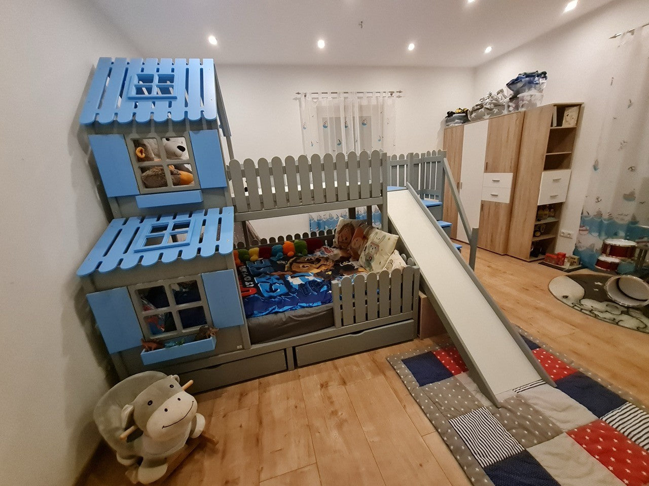 Hausbett Baumhaus Etagenbett mit Stufen und Rutsche JANNE