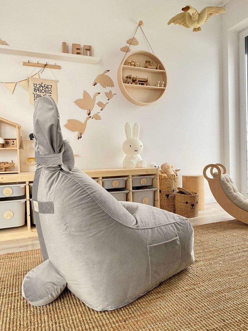 Designer sittpuff / sittsäck med ryggstöd FUNNY BUNNY - Sammet Light Grey