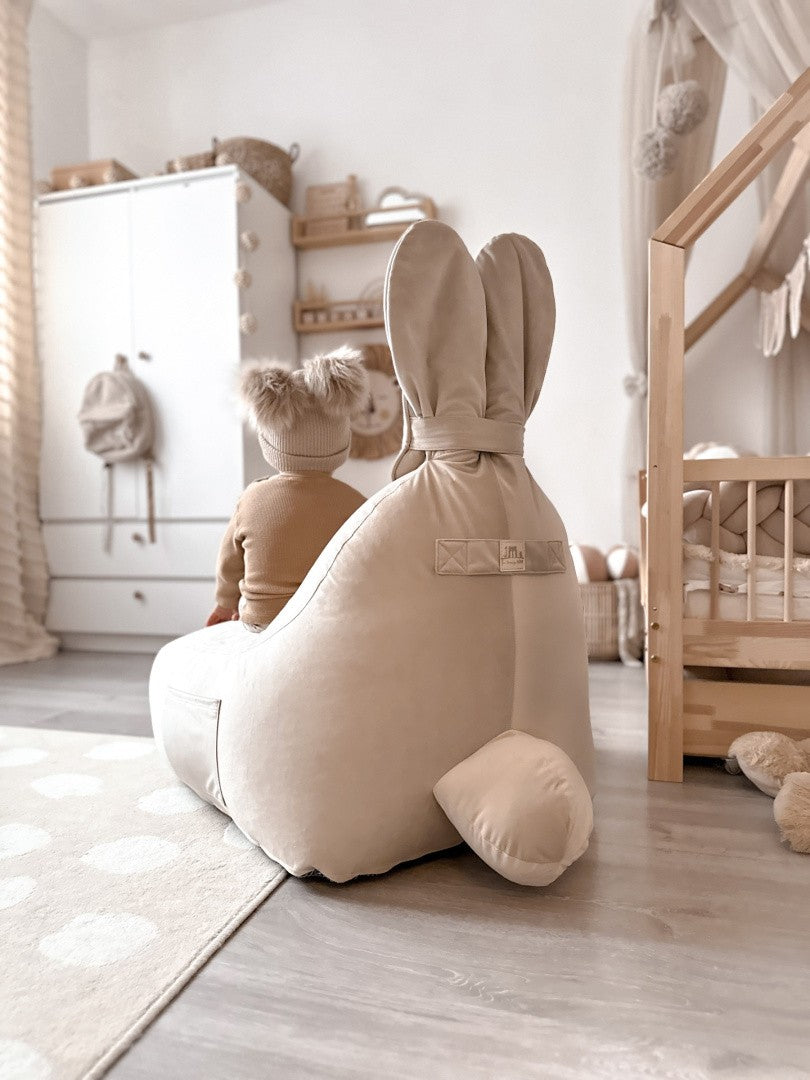 Designer sittpuff / sittsäck med ryggstöd FUNNY BUNNY - Sammet Beige