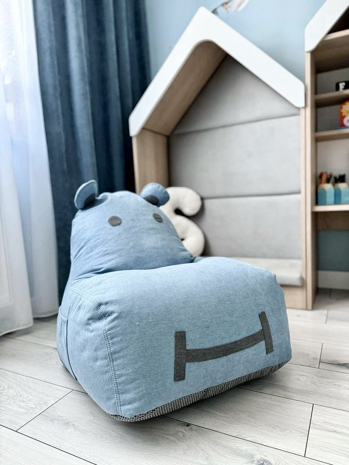 Designer sittpuff / sittsäck med ryggstöd HIPPO - Soft Blue