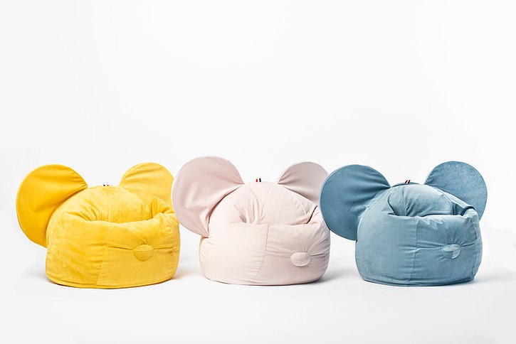 Designer sittpuff / sittsäck med ryggstöd EARS - Soft Blue